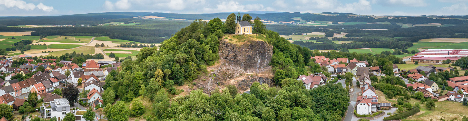 Willkommen auf dem laut Alexander von Humboldt "schönsten Basaltkegel Europas“